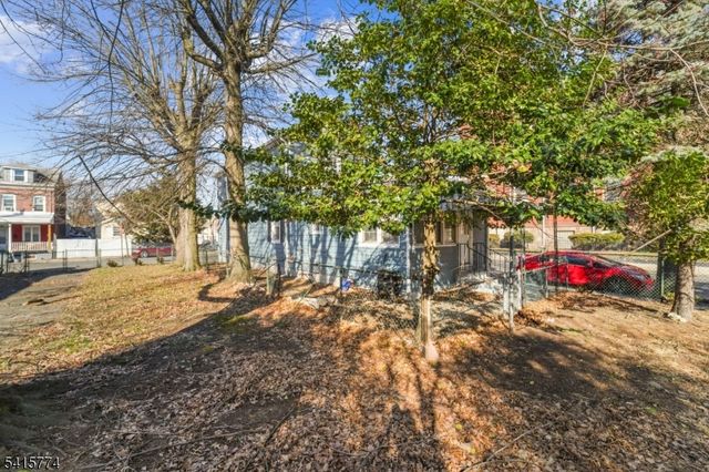 102 Randall Ave, Trenton City, NJ 08611