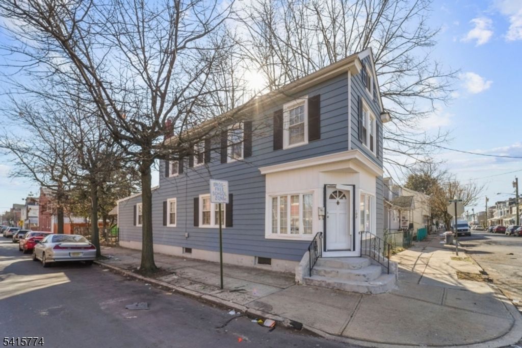 102 Randall Ave, Trenton City, NJ 08611