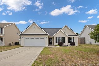 3624 Crosswinds Drive, Hope Mills, NC 28348