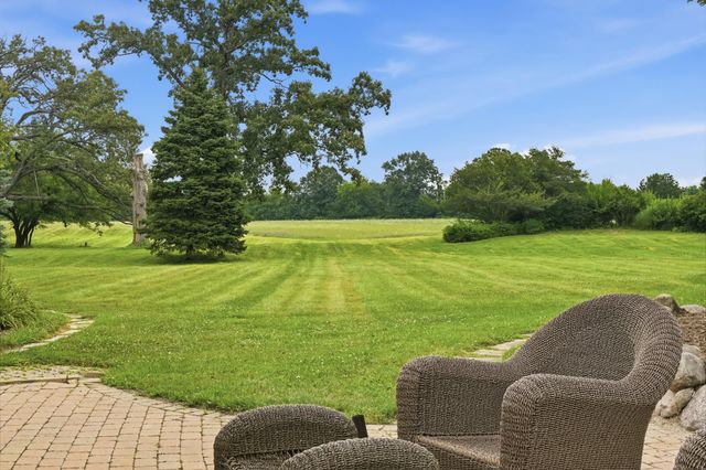 861 S 800 W, Hebron, IN 46341