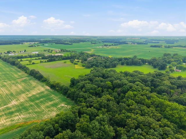 861 S 800 W, Hebron, IN 46341