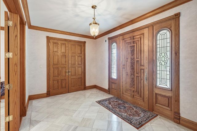 861 S 800 W, Hebron, IN 46341