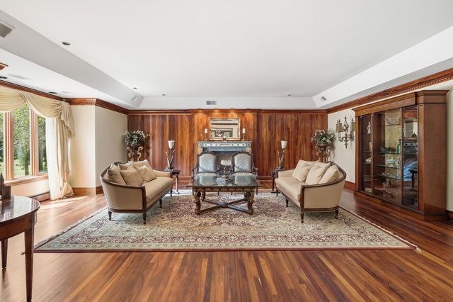 861 S 800 W, Hebron, IN 46341