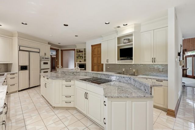 861 S 800 W, Hebron, IN 46341