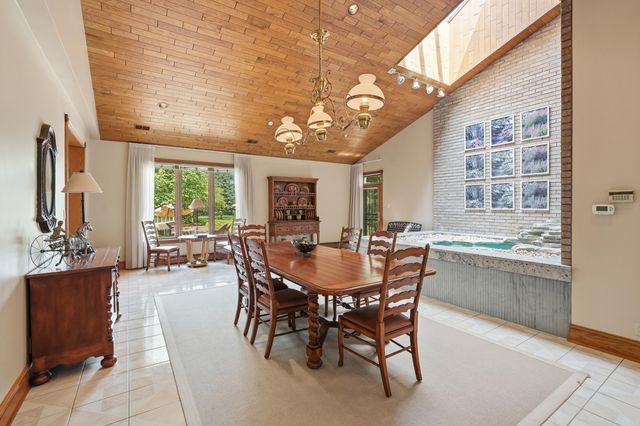 861 S 800 W, Hebron, IN 46341