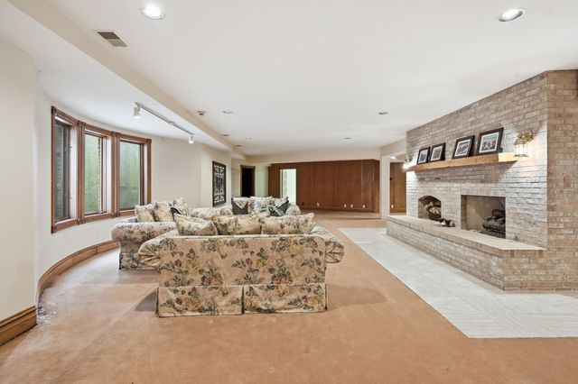 861 S 800 W, Hebron, IN 46341
