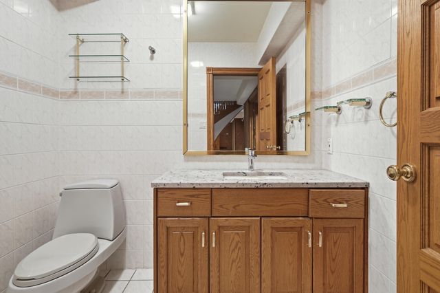 861 S 800 W, Hebron, IN 46341