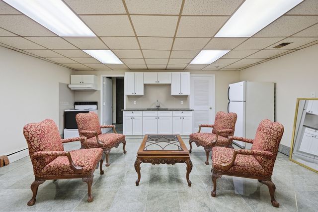 861 S 800 W, Hebron, IN 46341