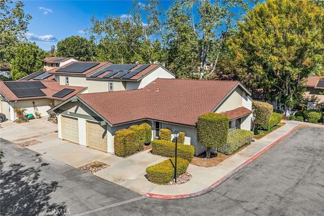 381 Roundtree Glen, Escondido, CA 92026