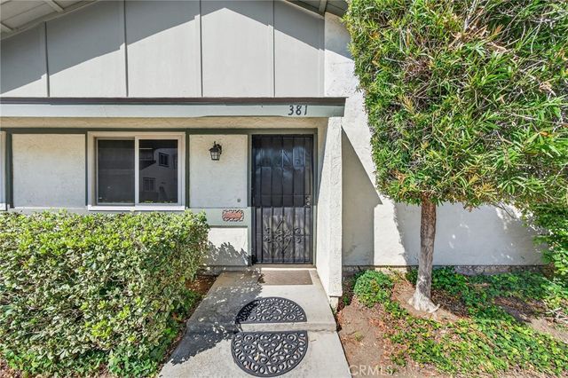 381 Roundtree Glen, Escondido, CA 92026