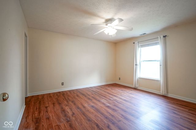 8872 Coldwater Circle, Mccordsville, IN 46055