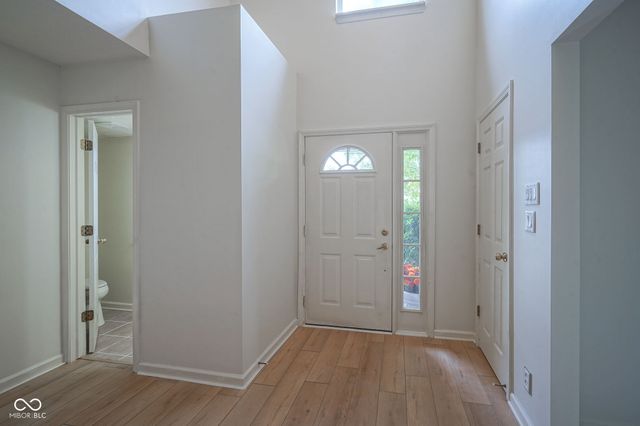 8872 Coldwater Circle, Mccordsville, IN 46055