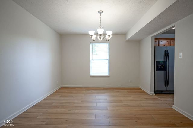 8872 Coldwater Circle, Mccordsville, IN 46055