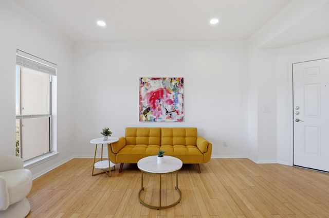 6000 Shepherd Mountain CV 1810, Austin, TX 78730