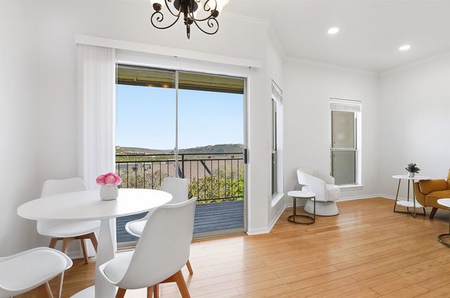 6000 Shepherd Mountain CV 1810, Austin, TX 78730