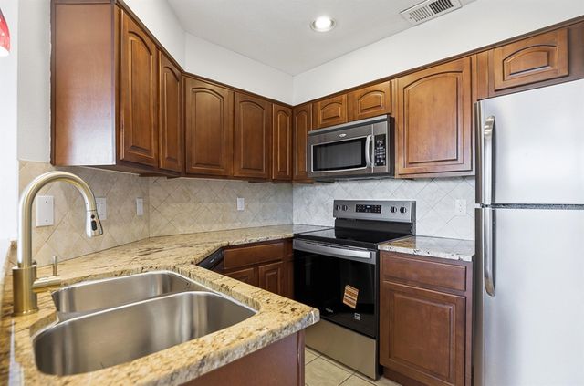 6000 Shepherd Mountain CV 1810, Austin, TX 78730