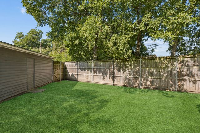 11221 Dalron Drive, Dallas, TX 75218