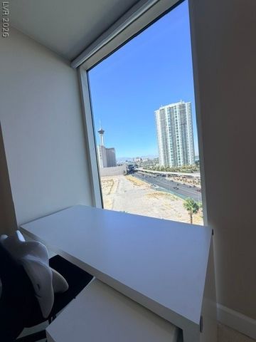 2777 Paradise 807, Las Vegas, NV 89109