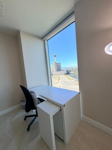 2777 Paradise 807, Las Vegas, NV 89109