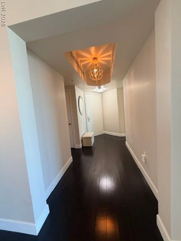 2777 Paradise 807, Las Vegas, NV 89109