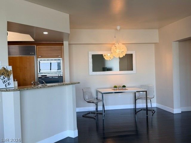 2777 Paradise 807, Las Vegas, NV 89109