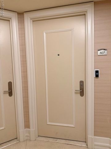 2777 Paradise 807, Las Vegas, NV 89109