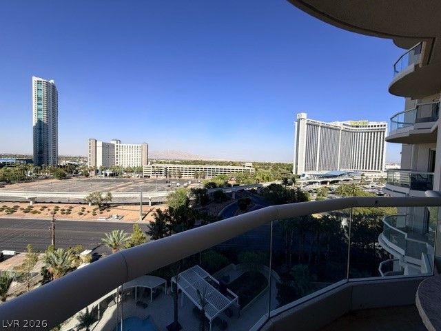 2777 Paradise 807, Las Vegas, NV 89109