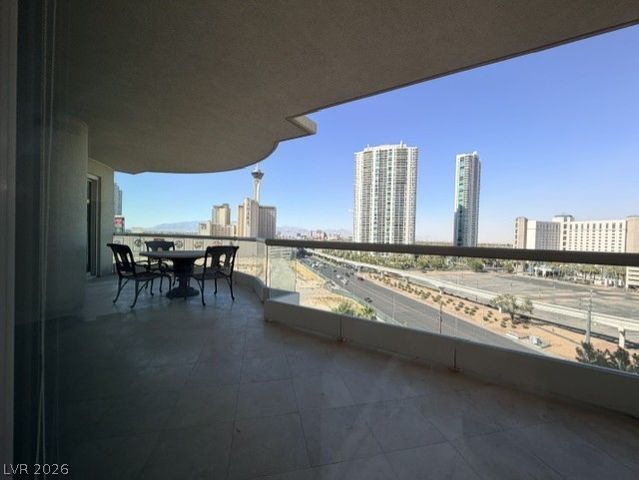 2777 Paradise 807, Las Vegas, NV 89109