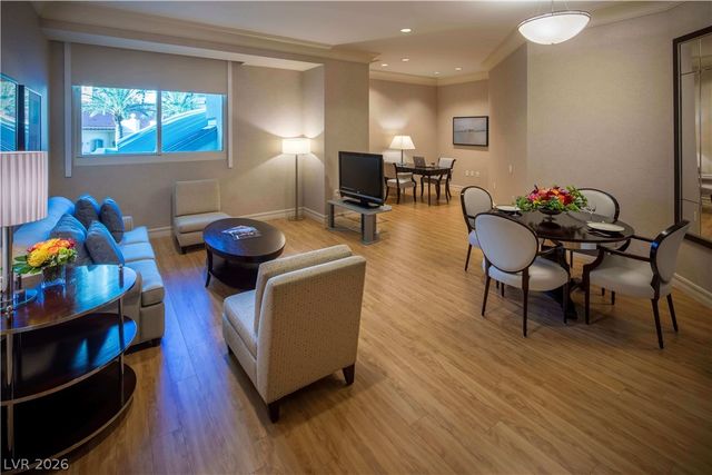 2777 Paradise 807, Las Vegas, NV 89109