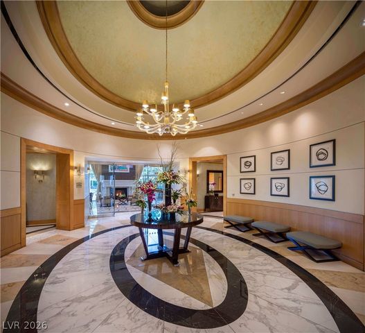2777 Paradise 807, Las Vegas, NV 89109