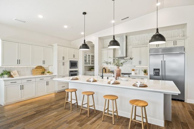 19678 Ventana Hills Drive, Clovis, CA 93619