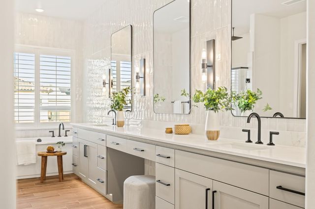 19678 Ventana Hills Drive, Clovis, CA 93619