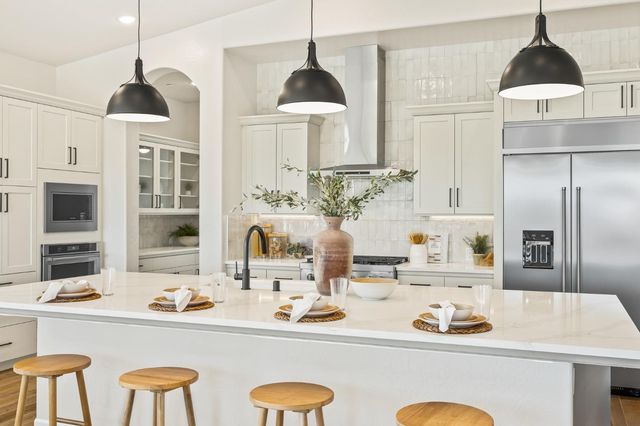 19678 Ventana Hills Drive, Clovis, CA 93619