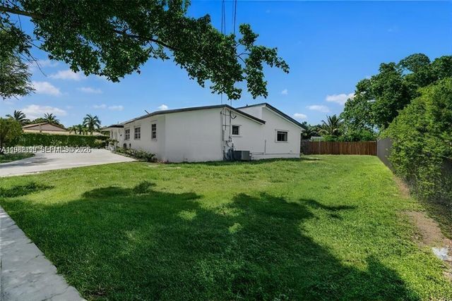 10351 SW 49th St 10351, Miami, FL 33165