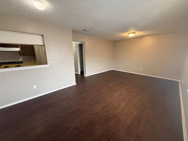 1704 Short Street C, Cleburne, TX 76033