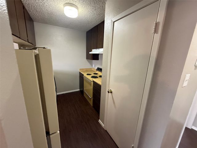 1704 Short Street C, Cleburne, TX 76033