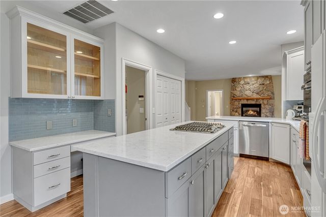 5530 Elizabeth Avenue SE, Auburn, WA 98092