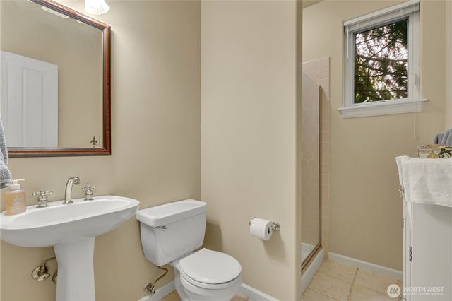 5530 Elizabeth Avenue SE, Auburn, WA 98092