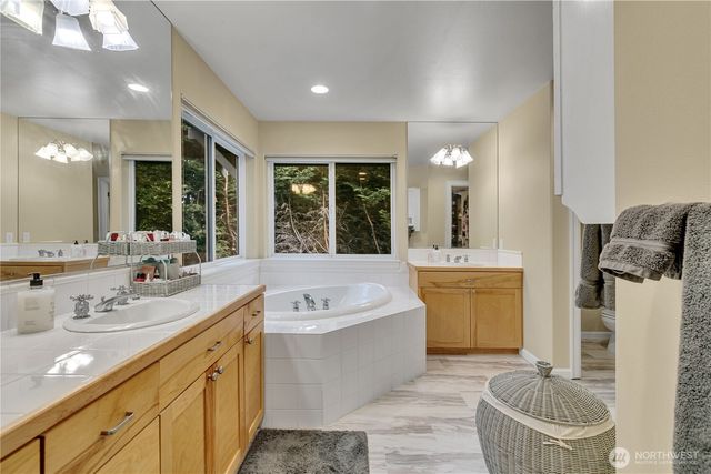 5530 Elizabeth Avenue SE, Auburn, WA 98092