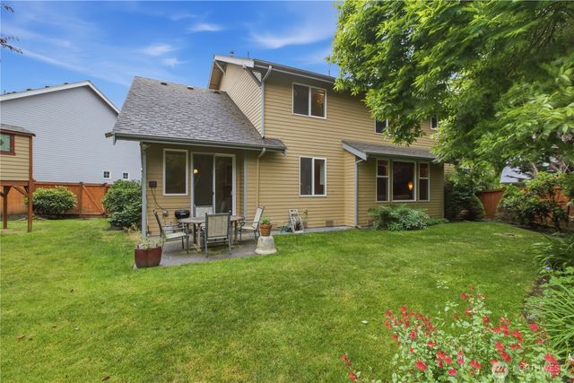 5530 Elizabeth Avenue SE, Auburn, WA 98092