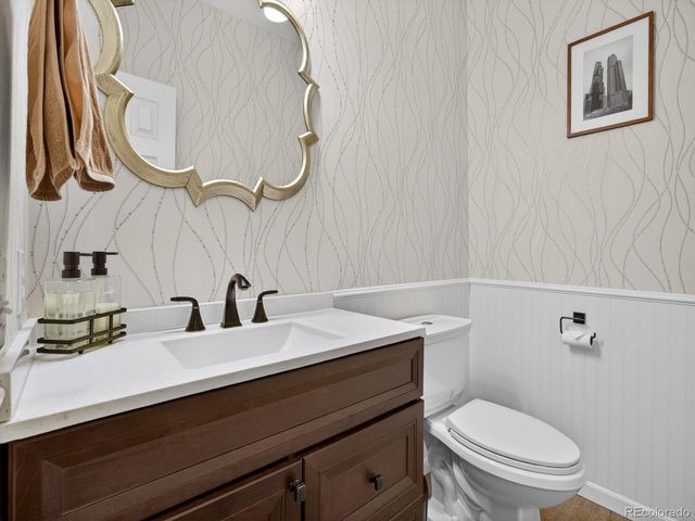 3004 W Long Dr B, Littleton, CO 80120