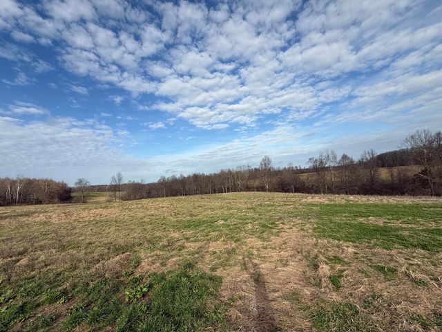 402 Allen Road, Waynesburg, KY 40489