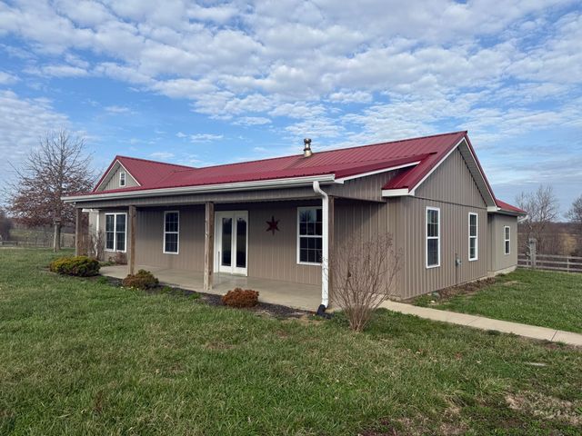 402 Allen Road, Waynesburg, KY 40489