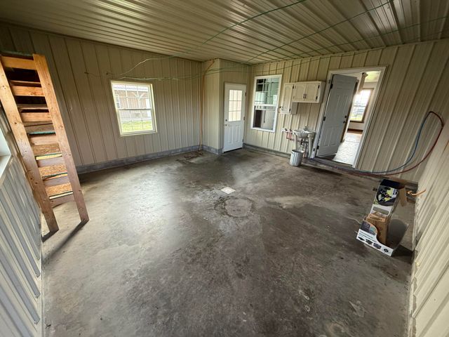 402 Allen Road, Waynesburg, KY 40489