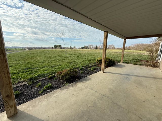 402 Allen Road, Waynesburg, KY 40489