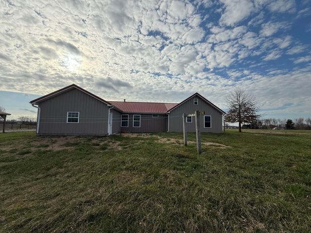 402 Allen Road, Waynesburg, KY 40489