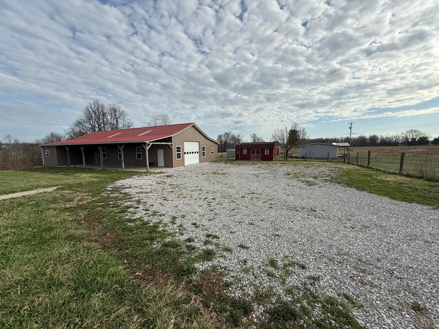 402 Allen Road, Waynesburg, KY 40489