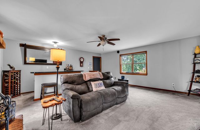 61600 Tayberry Circle, South Lyon, MI 48178