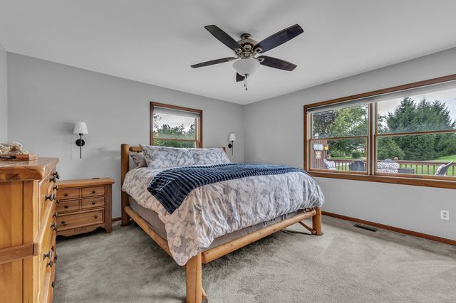 61600 Tayberry Circle, South Lyon, MI 48178
