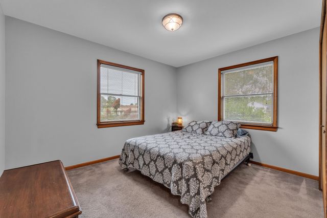 61600 Tayberry Circle, South Lyon, MI 48178